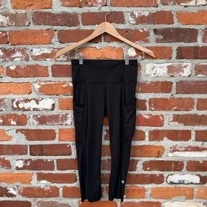 Lululemon Fast &‎ Free Crop II Nulux 19" Size 4